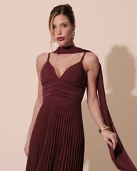 Vestido de Festa Longo Plissado Crepe Chiffon com Alça e Lenço Marsala