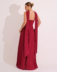 Vestido de Festa Longo Tomara que Caia Plissado com Lenço Cereja
