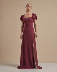 Vestido de Festa Longo Crepe Chiffon Manga Babado e Fenda Marsala