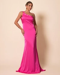 Vestido de Festa Longo Cetim Fluido Um Ombro Só Amarração Costas Pink