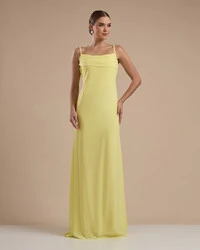 Vestido de Festa Longo Crepe Chiffon Costas Lenço Cauda Amarelo Manteiga