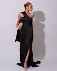 Vestido de Festa Longo Cetim Alfaiataria Tomara que Caia com Faixa Lenço Preto