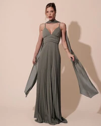 Vestido de Festa Longo Plissado Crepe Chiffon com Alça e Lenço Verde Oliva