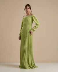 Vestido de Festa Longo Crepe Chiffon Plissado Ombro a Ombro Verde Pistache