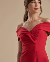 Vestido de Festa Longo Alfaiataria Ombro a Ombro com Fenda Vermelho