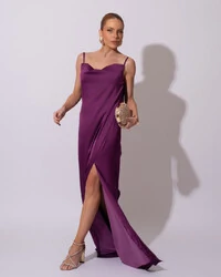 Vestido de Festa Longo Babado Costas Cetim Fluido e Fenda Roxo