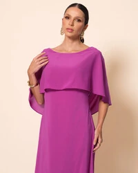 Vestido de Festa Longo Crepe Chiffon com Capa e Degagê nas Costas Fúcsia