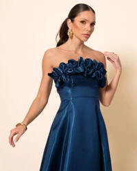 Vestido de Festa Longo Cetim Cristal Tomara que Caia com Flor 3D Verde Escuro