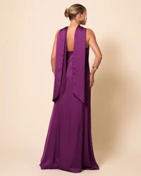 Vestido de Festa Longo em Cetim Fluido um Ombro Só com Lenço Roxo