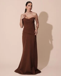 Vestido de Festa Longo Alfaiataria Tomara que Caia Drapeado Faixa Marrom