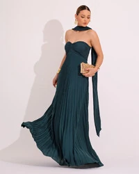 Vestido de Festa Longo Tomara que Caia Plissado com Lenço Verde