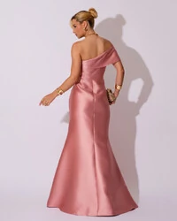 Vestido de Festa Zibeline com Faixa Ombro a Ombro Rose