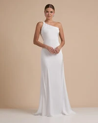 Vestido de Festa Longo Cetim Fluido Um Ombro Só Amarração Costas Branco