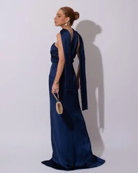 Vestido de Festa Longo Cetim Alfaiataria Tomara que Caia com Faixa Lenço Azul Marinho