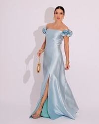 Vestido Longo de Festa Zibeline Ombro a Ombro com Flores e Fenda Serenity
