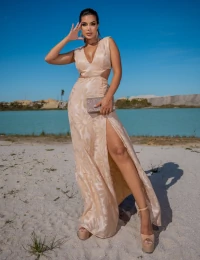 Vestido Longo Cetim Floral Detalhe Costa Off White