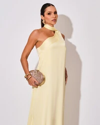 Vestido de Festa Longo Cetim Fluido Um Ombro Só Lenço Fixo Amarelo Manteiga