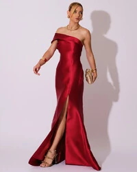 Vestido de Festa Zibeline com Faixa Ombro a Ombro Marsala