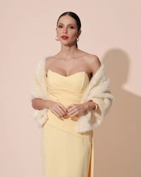 Estola Amarelo Manteiga Fake Fur