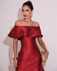 Vestido de Festa Longo Ombro a Ombro Zibeline com Babado Marsala