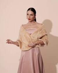Estola Bege New Fake Fur
