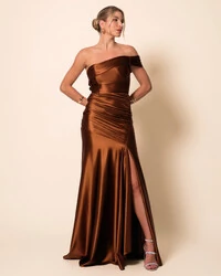 Vestido de Festa Longo Cetim Malha Metálico Ombro a Ombro Marrom