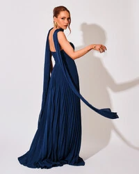 Vestido de Festa Longo Tomara que Caia Plissado com Lenço Azul Marinho