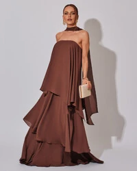 Vestido de Festa Longo Chiffon Crepe em Camadas com Lenço Marrom