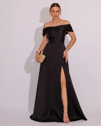 Vestido de Festa Longo Ombro a Ombro Laço Zibeline com Fenda Preto