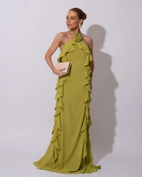 Vestido de Festa Longo Crepe Chiffon Frente Única Babados Cascata e Flor Verde Pistache