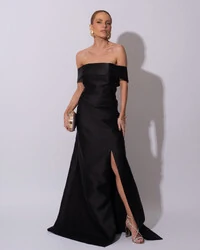 Vestido de Festa Longo Zibeline Ombro a Ombro Drapeado e Fenda Preto