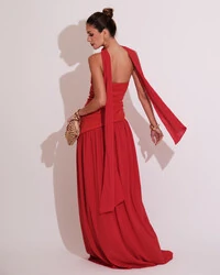 Vestido de Festa Longo Tomara que Caia Alfaiataria e Saia Crepe Chiffon e Lenço Vermelho