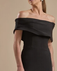 Vestido de Festa Longo Alfaiataria Ombro a Ombro com Babado Cascata Preto