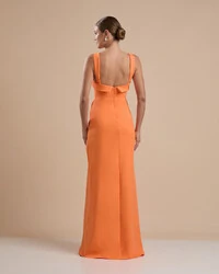 Vestido de Festa Longo Alfaiataria Decote Coração com Alças e Fenda Laranja