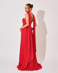 Vestido de Festa Longo Tomara que Caia Plissado com Lenço Vermelho