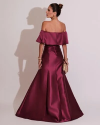 Vestido de Festa Longo Ombro a Ombro Zibeline com Babado Fúcsia