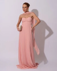 Vestido de Festa Longo Tomara que Caia Plissado com Lenço Rosa Claro