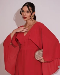 Vestido de Festa Longo com Capa Crepe Vermelho