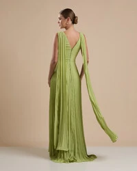 Vestido de Festa Longo Crepe Chiffon Plissado com Lenço nas Alças Verde Garden