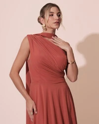Vestido de Festa Longo Crepe Chiffon Um Ombro Só Drapeado com Lenço Terracota
