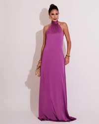 Vestido de Festa Gola Alta com Decote nas Costas Acetinado Fúcsia