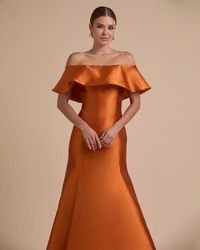 Vestido de Festa Longo Zibeline Ombro a Ombro com Babado Terracota