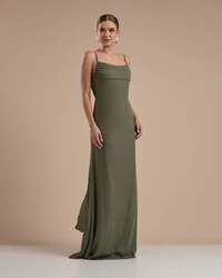 Vestido de Festa Longo Crepe Chiffon Costas Lenço Cauda Verde Oliva