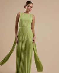 Vestido de Festa Longo Crepe Chiffon Plissado com Lenço nas Alças Verde Garden
