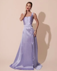 Vestido de Festa Longo Zibeline com Fenda e Faixa Lilás