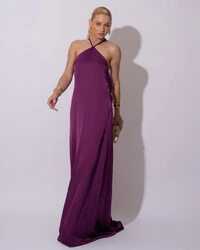 Vestido Longo de Cetim com Decote Triangular e Amarração nas Costas Degagê Roxo