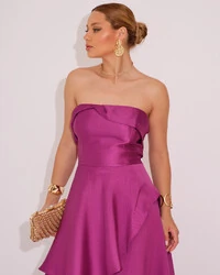 Vestido de Festa Zibeline Tomara que Caia com Recortes e Camadas Fúcsia