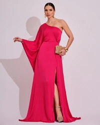 Vestido Longo de Cetim Fluido uma Manga e Detalhe Torcido Pink