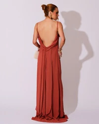 Vestido de Festa Longo Crepe Chiffon Costas Lenço Cauda Terracota