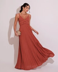 Vestido de Festa Longo Plissado Crepe Chiffon com Alça Terracota